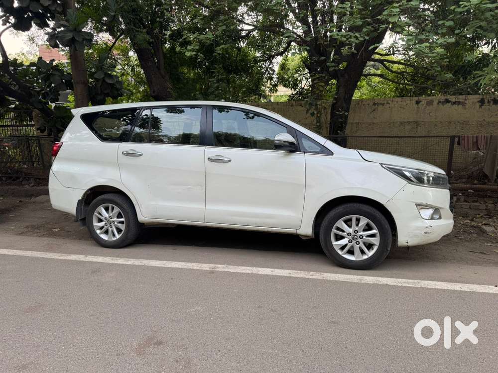Toyota Innova Crysta 2.4 V 7 Str, 2018, Diesel