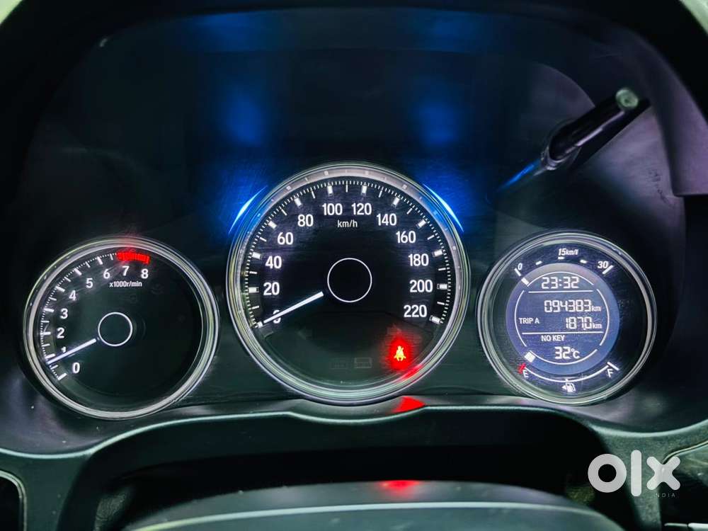 Honda City 1.5 V 4th Gen I-vtec Mt, 2019, Petrol