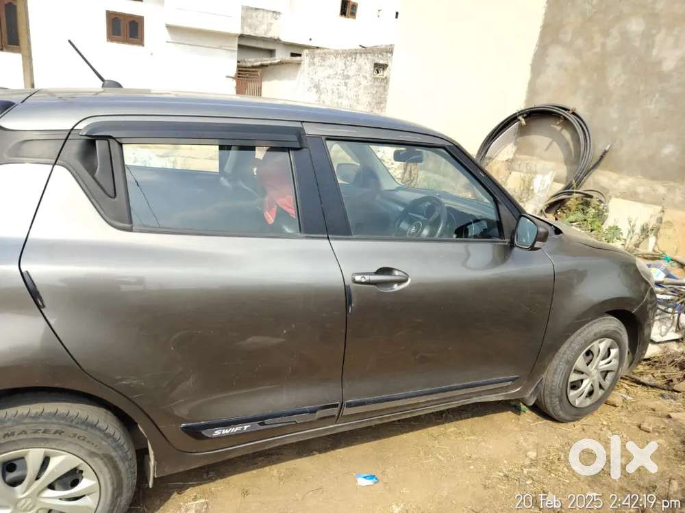 Maruti Suzuki Swift 2018 Petrol 82000 Km Driven