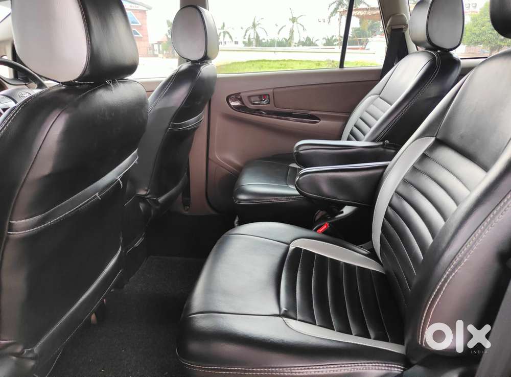 Toyota Innova 2.5 V 7 Str, 2015, Diesel