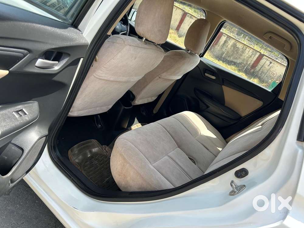 Honda Jazz Sv Mt I-vtec, 2015, Cng & Hybrids