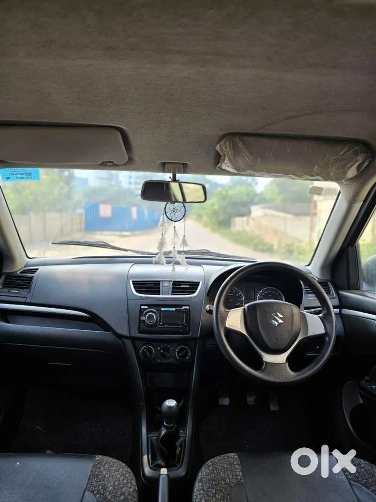 Maruti Suzuki Swift Vxi Bsiv, 2013, Petrol