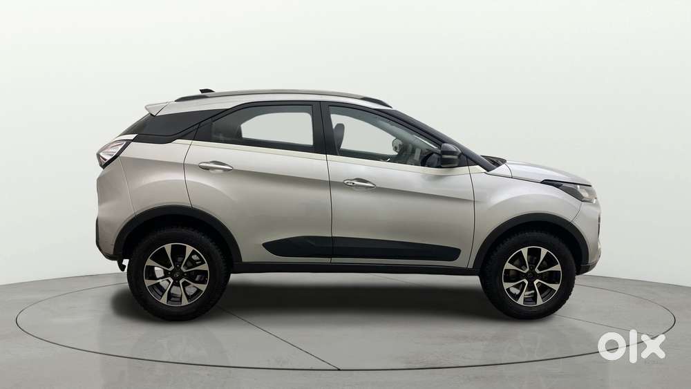 Tata Nexon 1.2 Revotron Xza Plus, 2020, Petrol