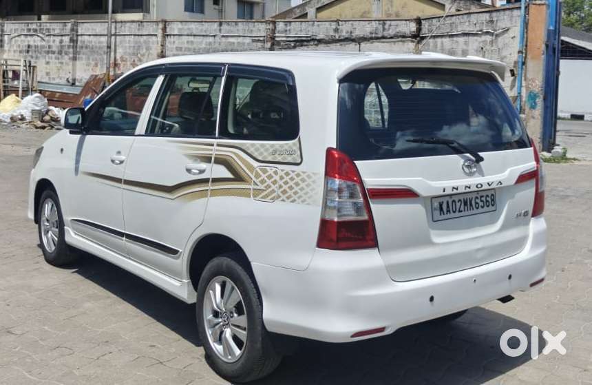Toyota Innova 2.5 Gx 7 Seater Bs Iv, 2015, Diesel