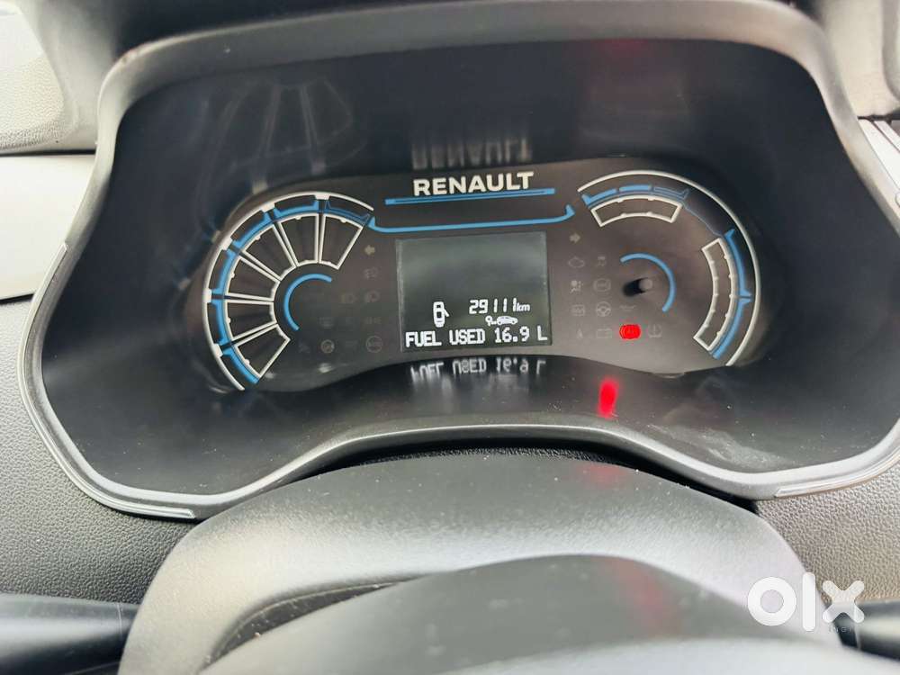 Renault Triber Rxz, 2021, Petrol