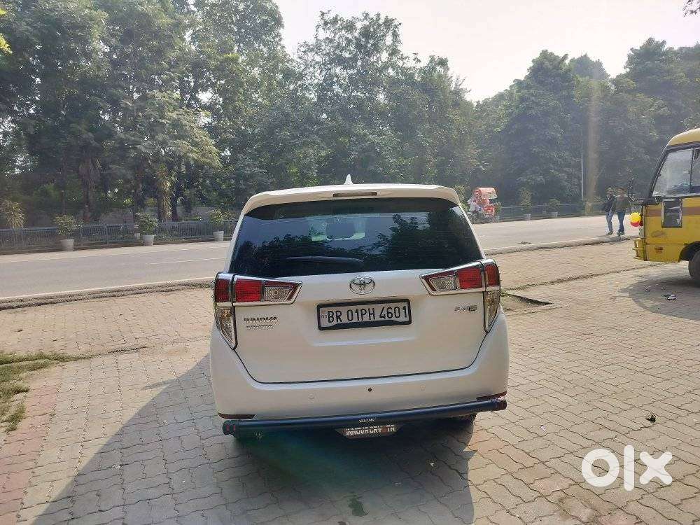 Toyota Innova Crysta 2.4 V, 2017, Diesel