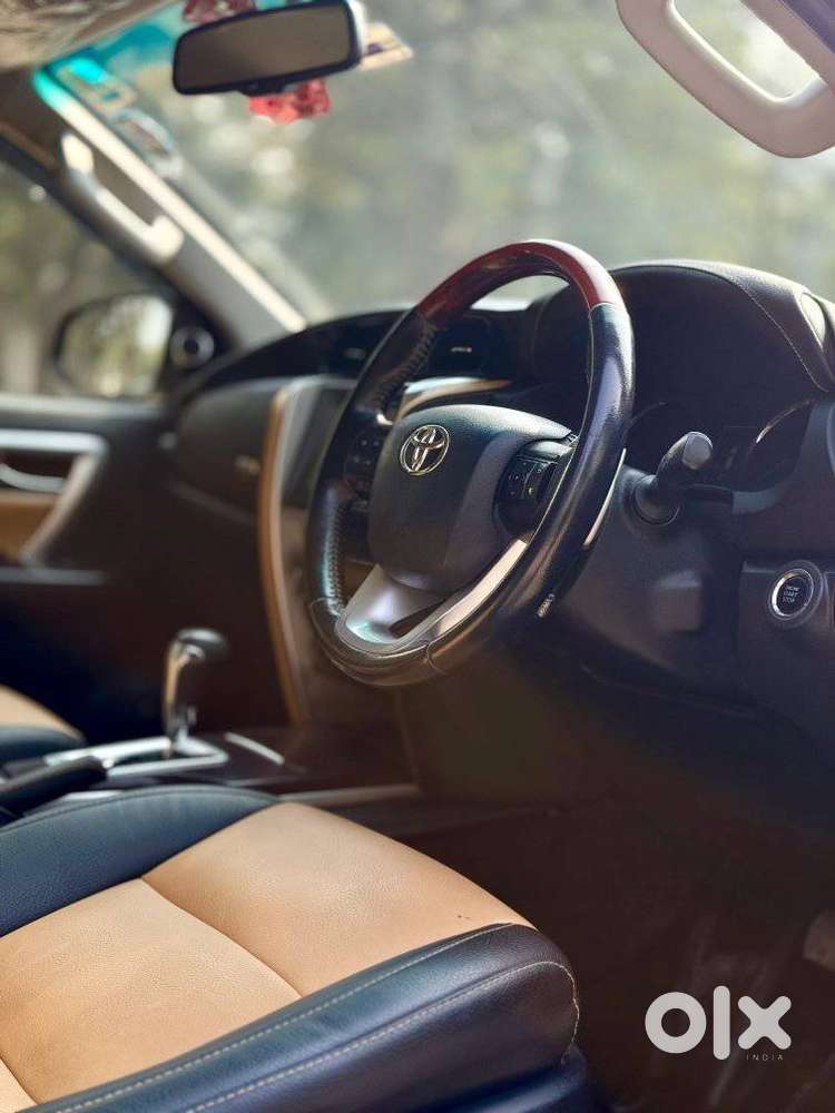 Toyota Fortuner 4x2 At 2.8 Diesel, 2019, Diesel