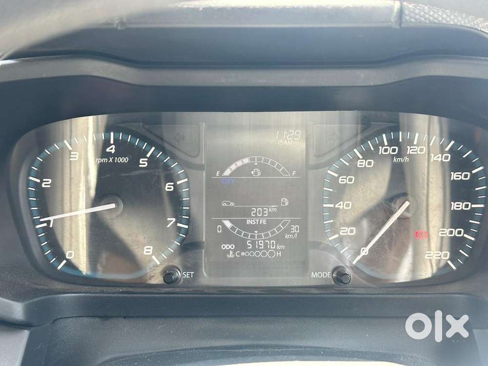 Tata Altroz 2023 Cng & Petrol Well Maintained