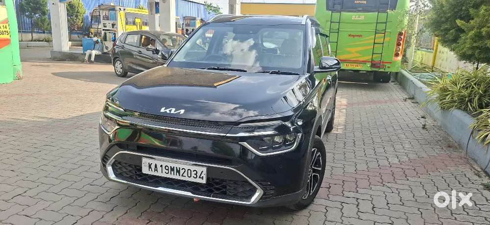 Kia Carens 2023 Diesel Well Maintained Call  9.5.9.1.5 Good 1.2.3.3.3