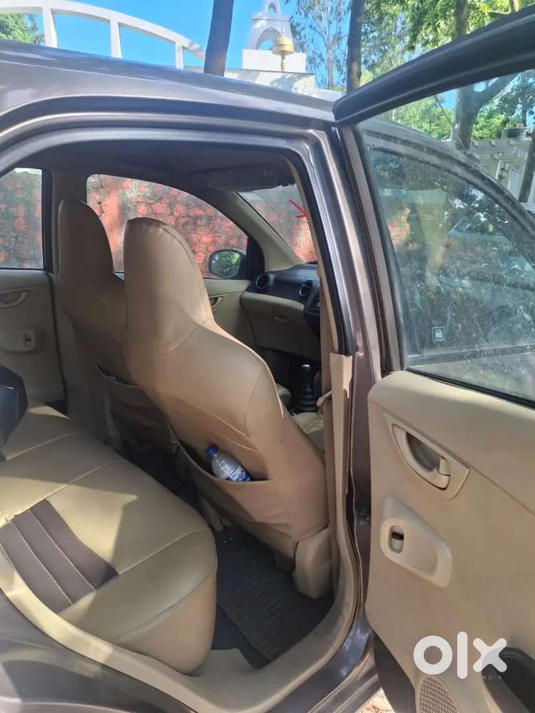 Honda Brio 2013 Petrol Well Maintained