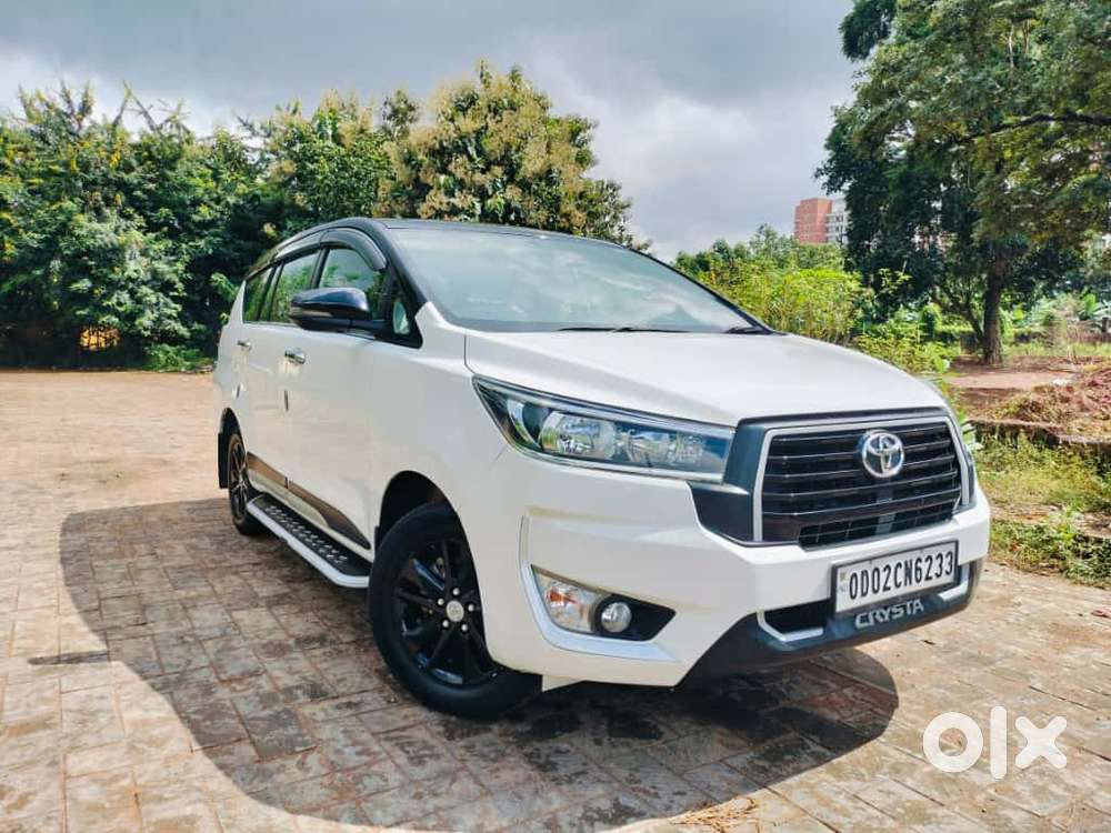 Toyota Innova Crysta 2.4 Gx Limited Edition At 7 Str, 2023, Diesel