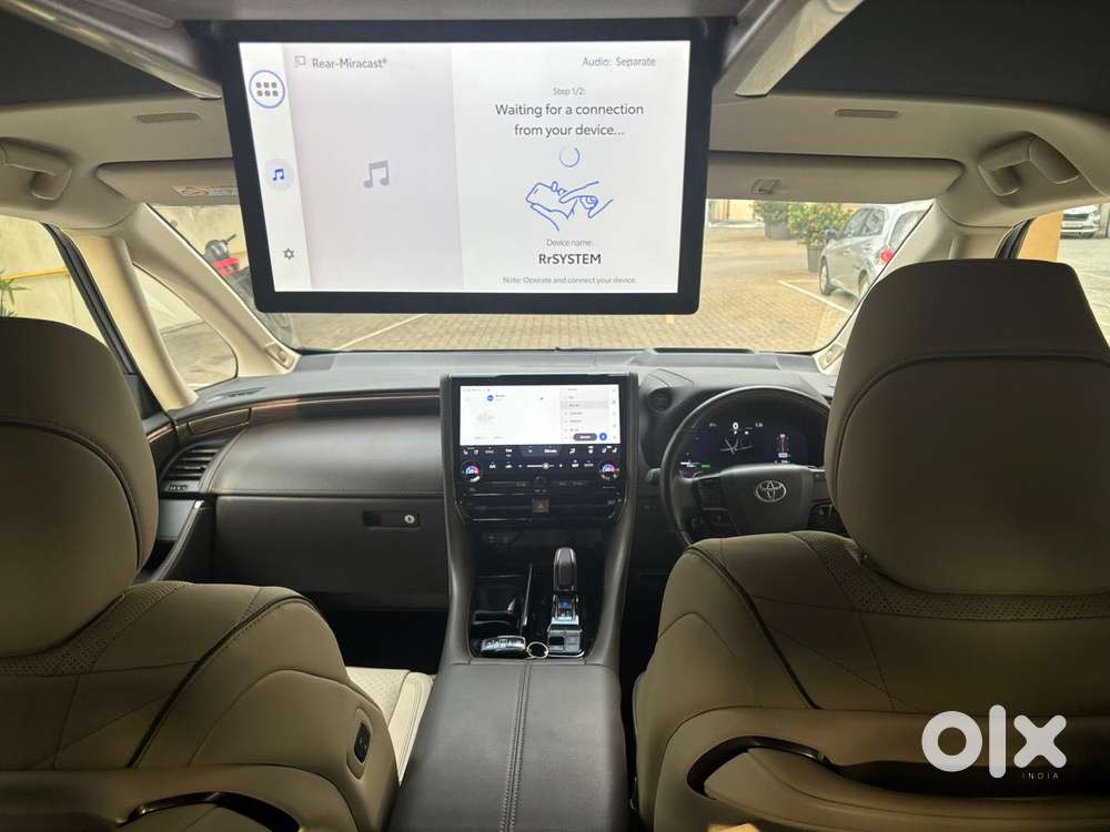 Toyota Vellfire Vip – Executive Lounge, 2024, Petrol