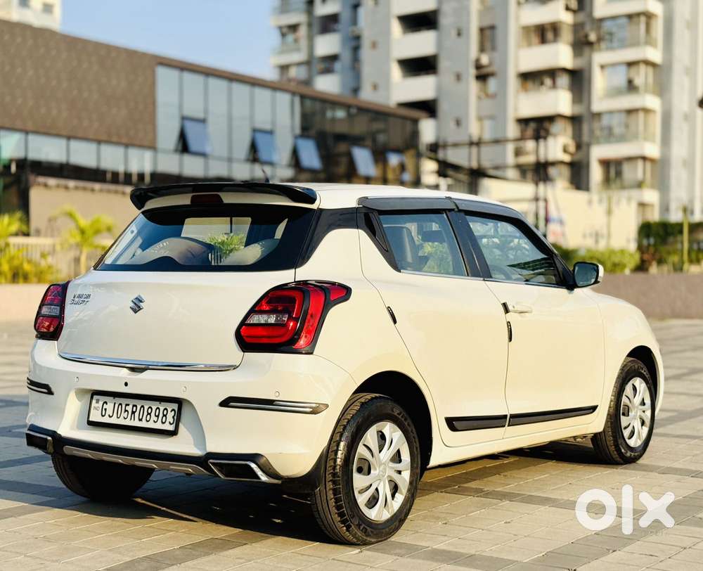 Maruti Suzuki Swift Vxi + Manual, 2022, Petrol