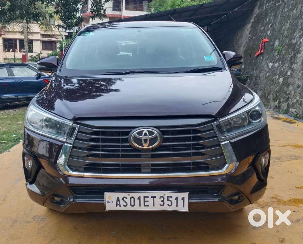Toyota Innova Crysta 2.4 V, 2021