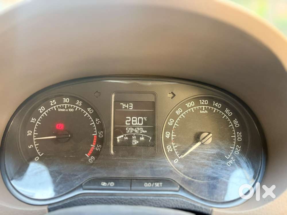 Skoda Rapid 1.5 Tdi Ambition With Alloy Wheel, 2016, Diesel