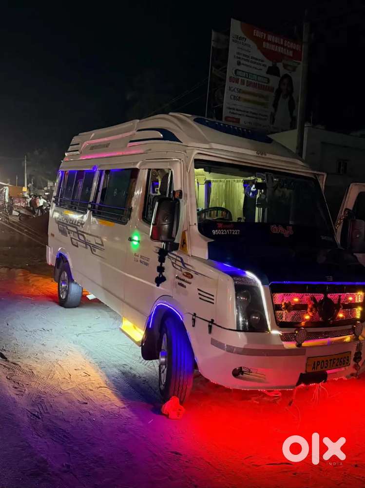 Force Motors Tempo Traveller 2017 Variant 12 Str