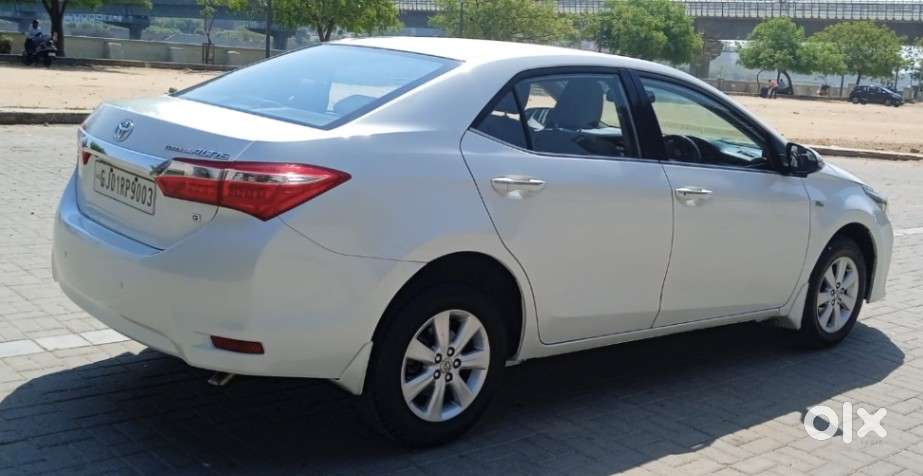 Toyota Corolla Altis G At, 2016, Petrol