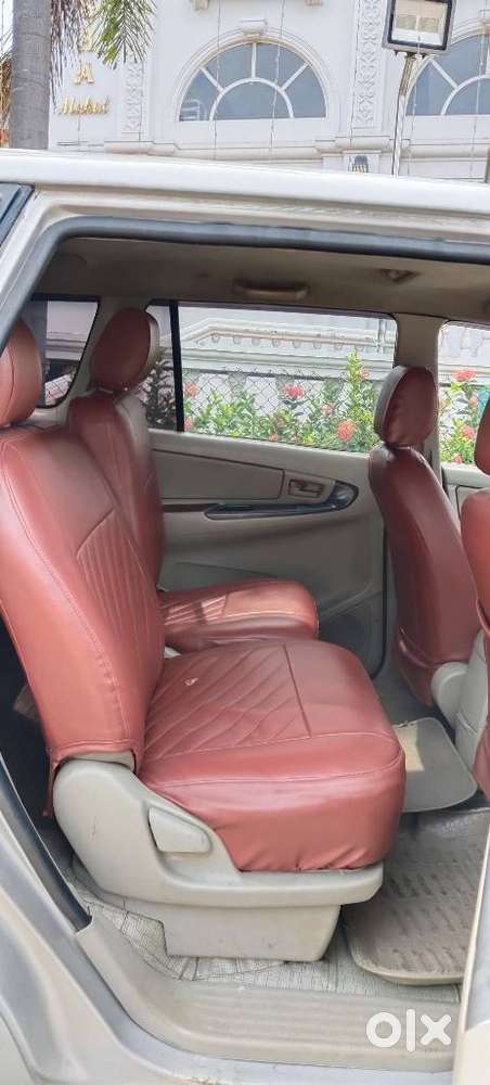 Toyota Innova 2.5 G (diesel) 7 Seater, 2012, Petrol