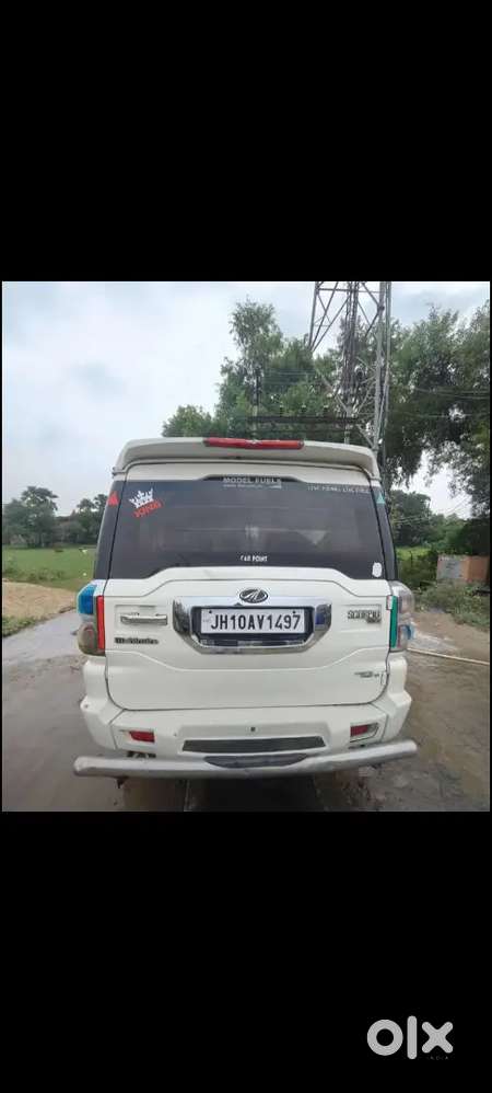 Mahindra Scorpio 2015 Diesel 84756 Km Driven