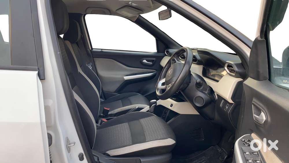 Nissan Magnite 1.0 Xv Turbo Cvt, 2022, Petrol