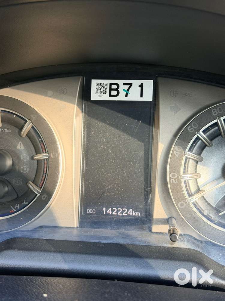 Toyota Innova Crysta 2.8 Z 2017