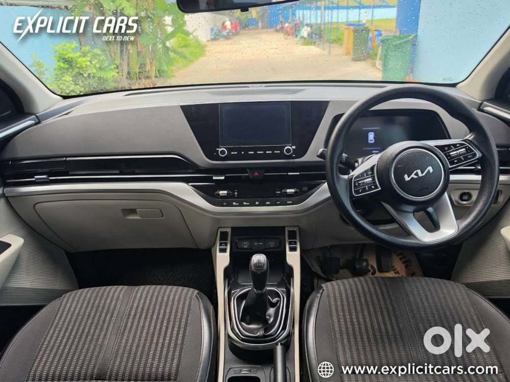Kia Carens 1.4 Prestige Plus Turbo 7 Str, 2022, Petrol