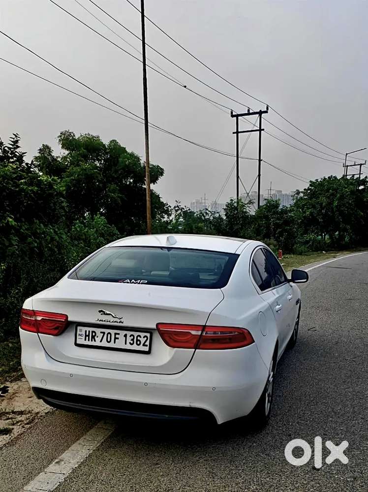 Jaguar Prestige Xe 2017 Car