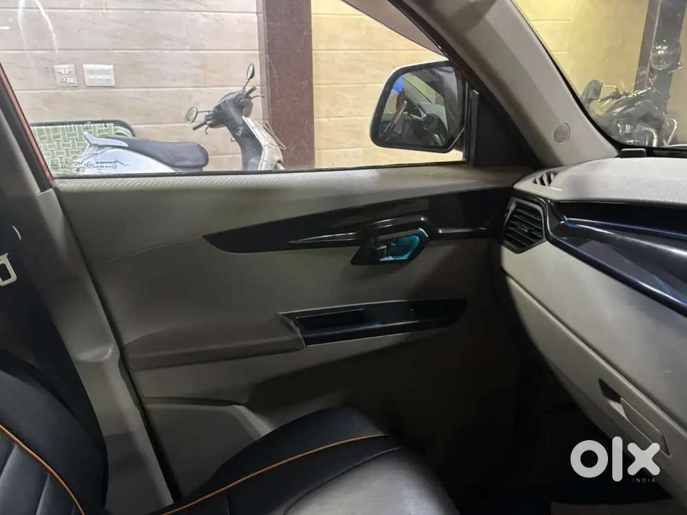 Mahindra Kuv 100 2016 Model