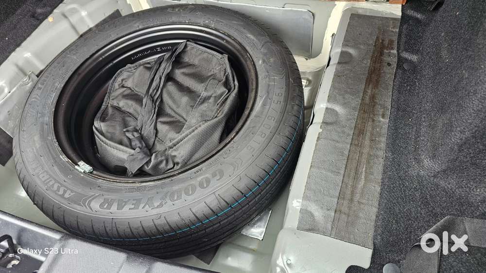 Tata Nexon Pure 1.2 Revotron Petrol 6 Mt, 2024, Petrol