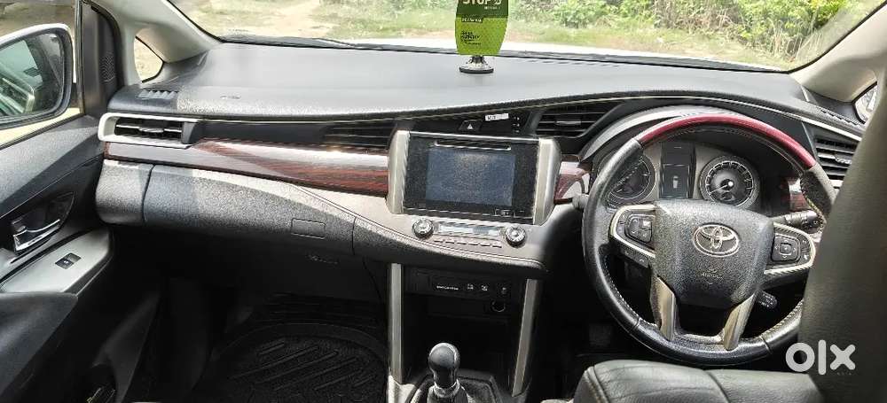 Toyota Innova Crysta 2018 Top Model