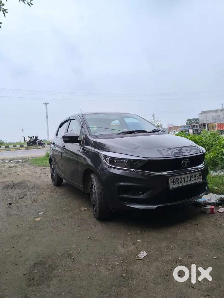 Tata Tiago Xt Icng 27 December 2025 Model