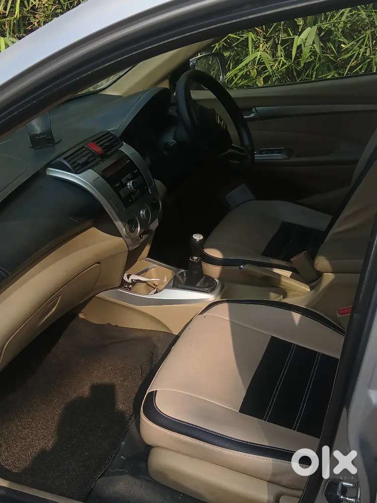 Honda City Corporate 2011 पेट्रोल मैन्युअल