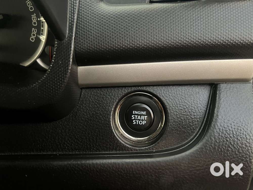 Maruti Suzuki Swift Zxi Plus Dual Tone, 2015, Petrol