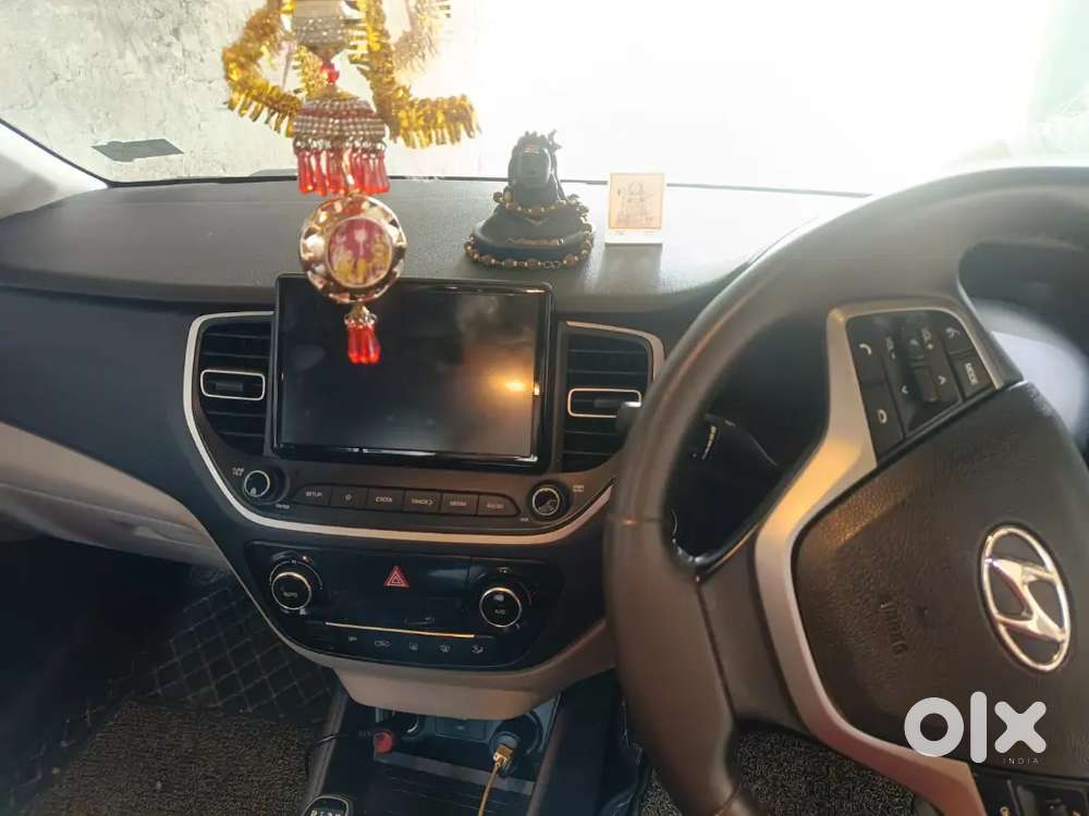 Hyundai Verna Sx 2022 Petrol Manual