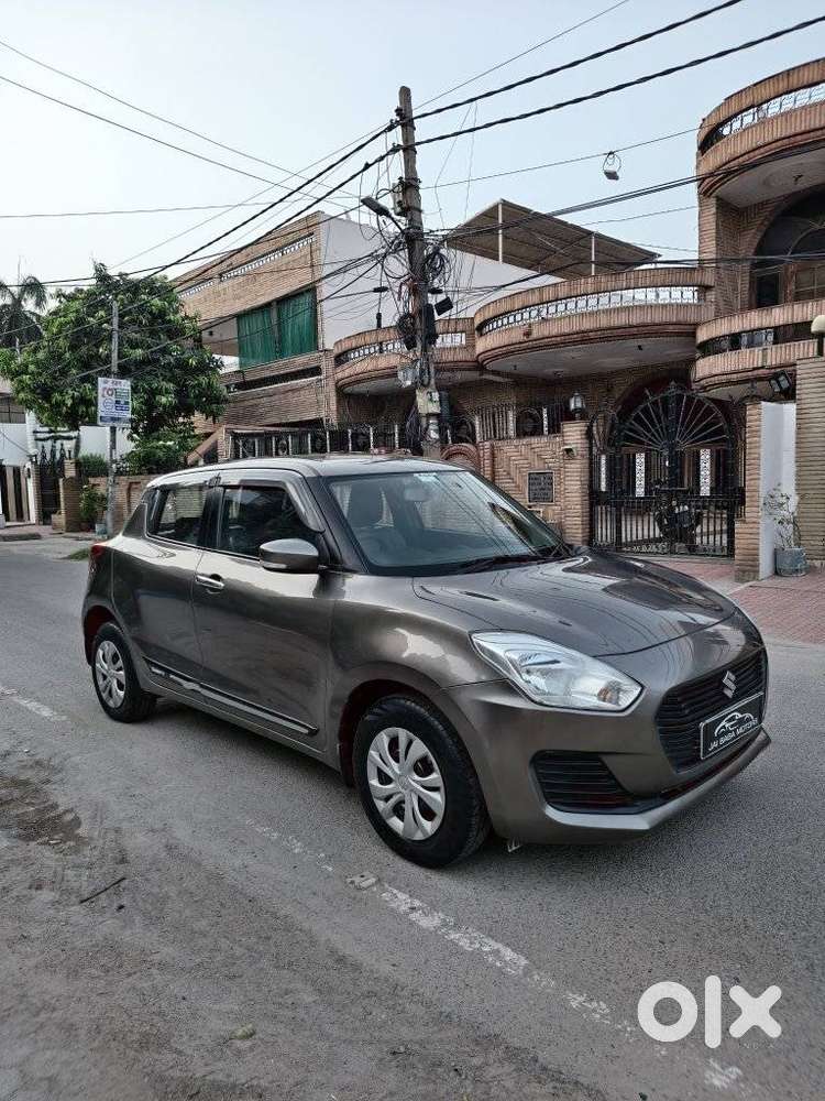 Maruti Suzuki Swift Vxi + Manual, 2020, Petrol