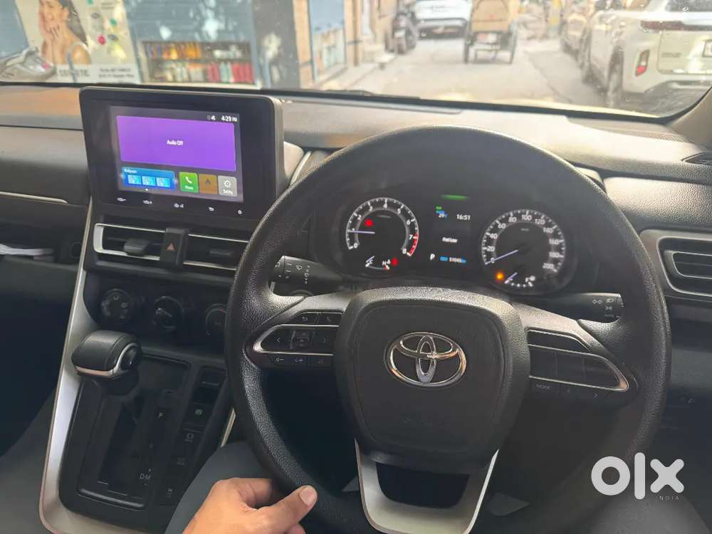 Toyota Innova Hycross 2023 Petrol Good Condition
