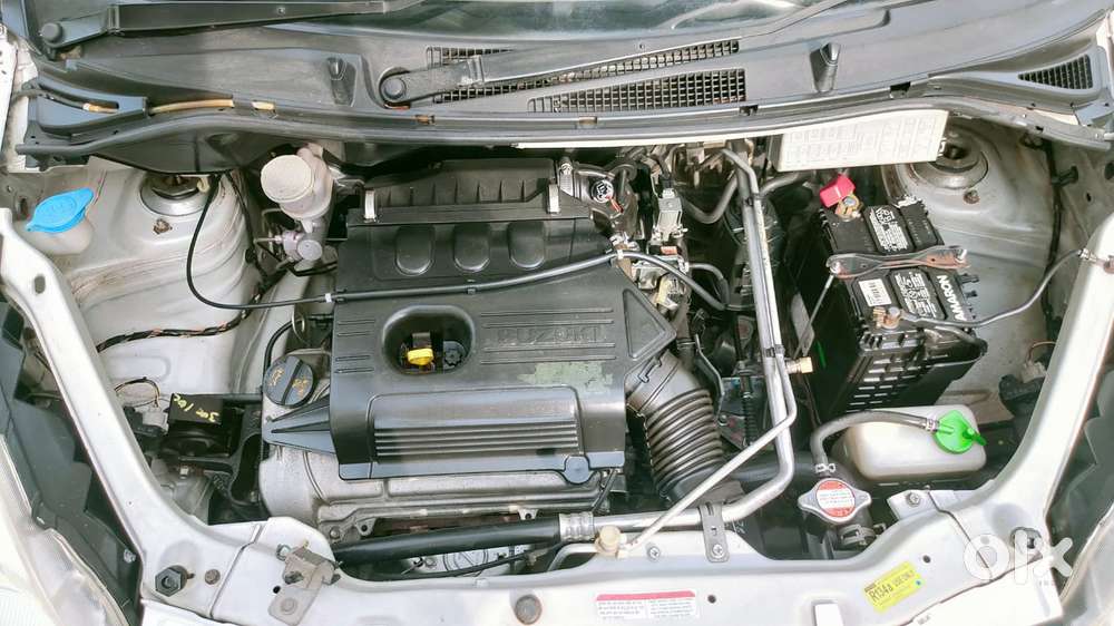 Maruti Suzuki Zen Estilo Lxi Bs Iv, 2010, Petrol