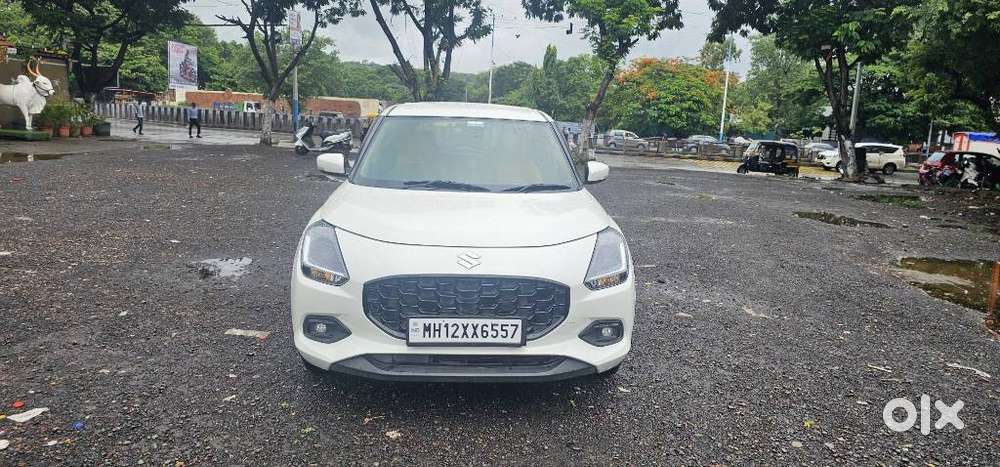 Maruti Suzuki New-gen Swift Vxi, 2025, Petrol