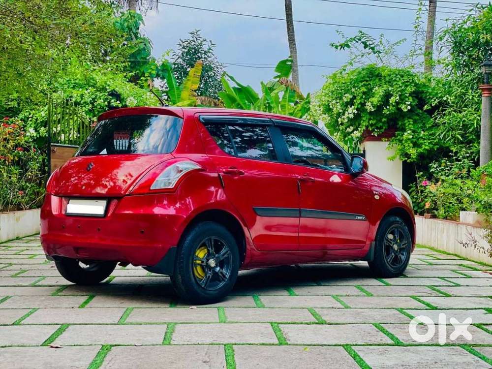 Maruti Suzuki Swift Lxi Optional-o, 2012, Petrol