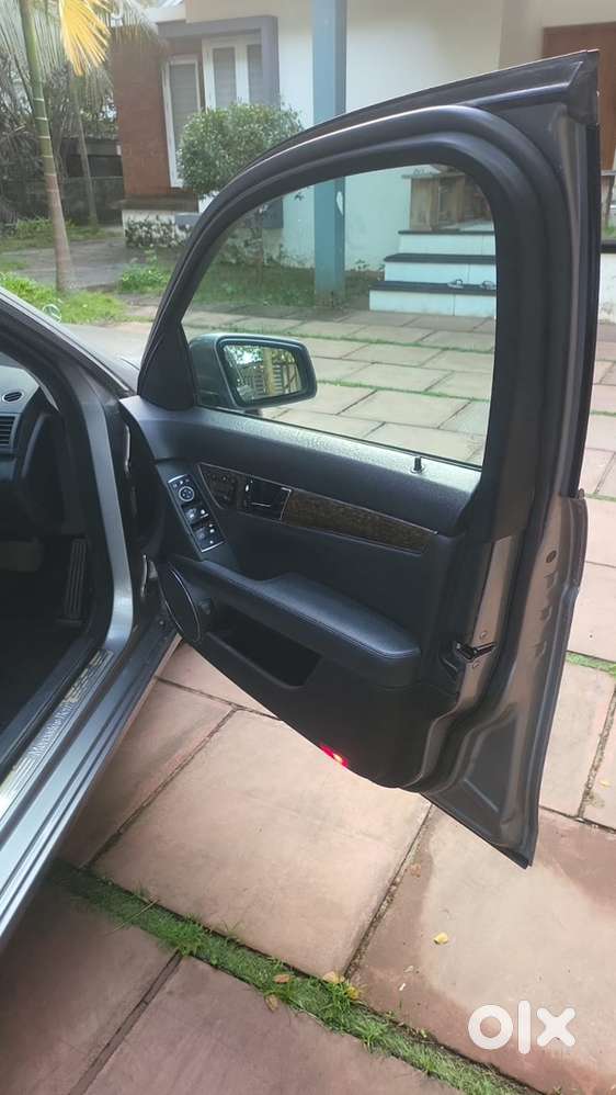Mercedes-benz C-class 2011