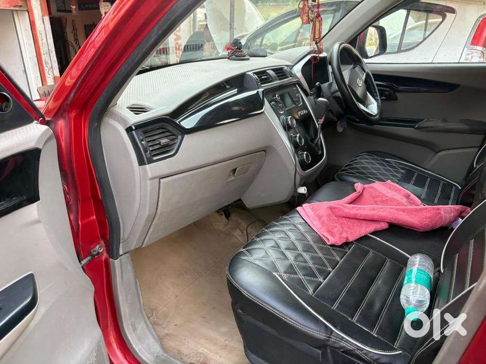 Mahindra Kuv 100 2017 Diesel 79850 Km Driven