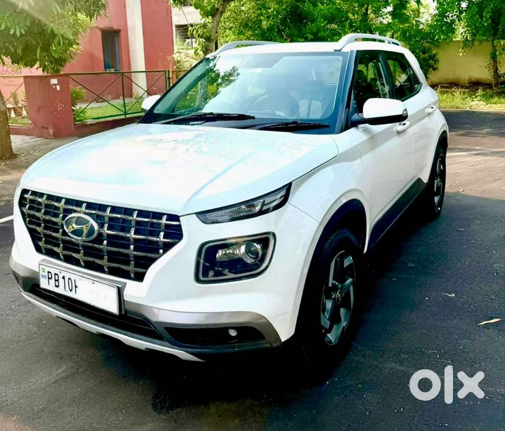 Hyundai Venue Sx (o) Mt 1.5 Diesel, 2019, Diesel