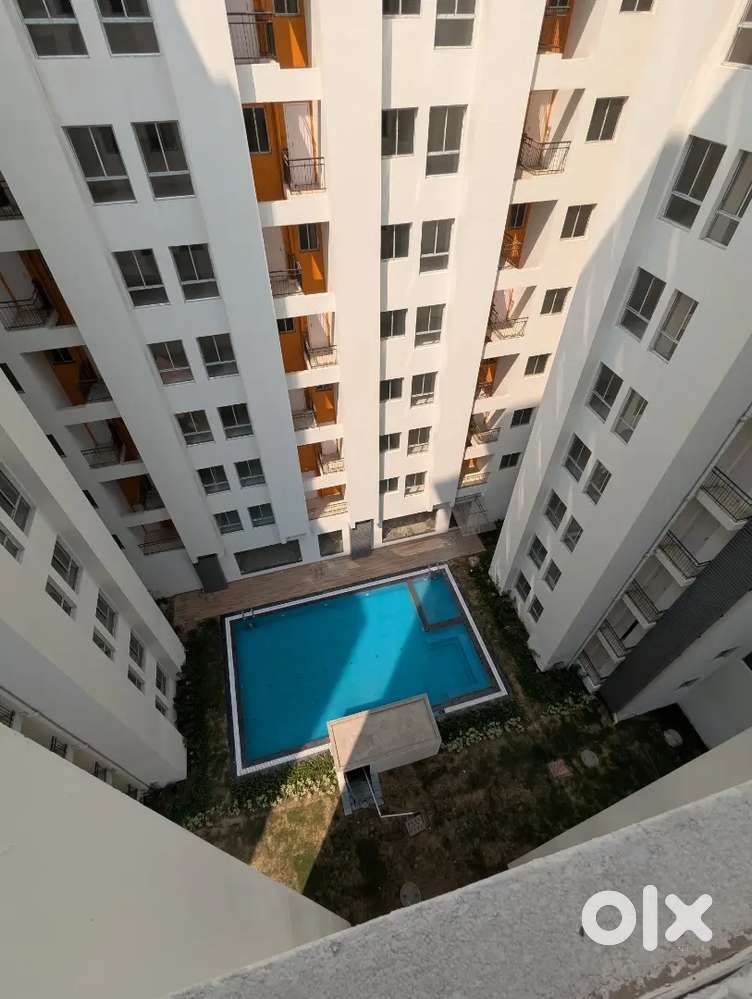 3BHK Flat at Joka with Coverd Parking For Sale: Houses