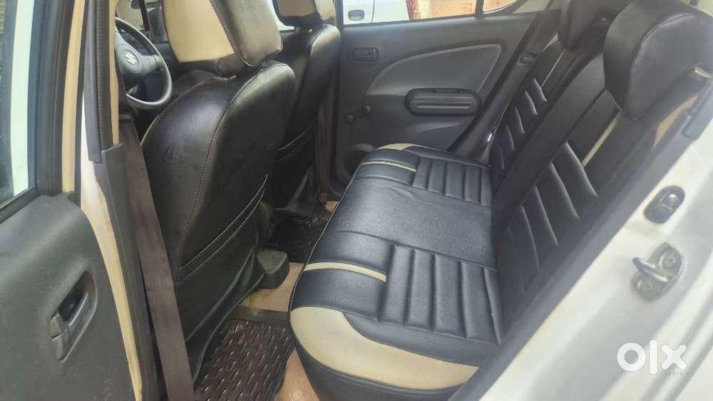 Maruti Suzuki Ritz Lxi, 2012, Petrol