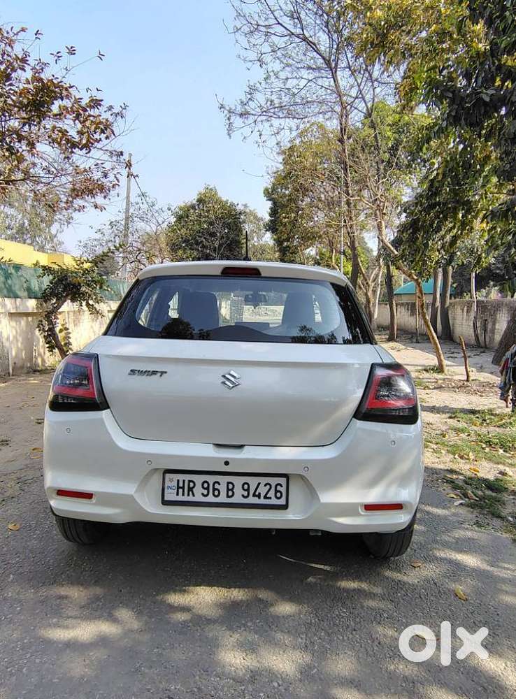 Maruti Suzuki Swift Lxi Optional-o, 2024, Petrol