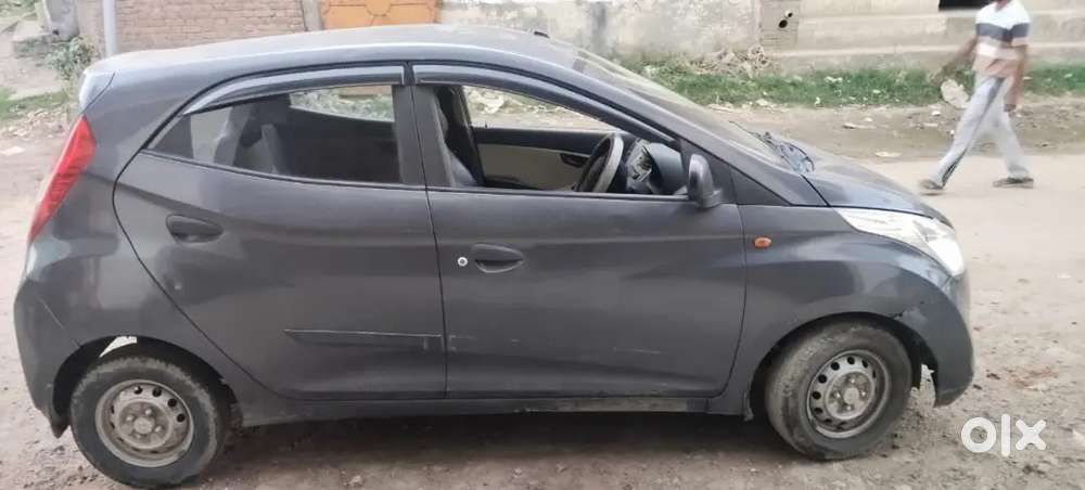 Hyundai Eon 2016 Petrol 80000 Km Driven