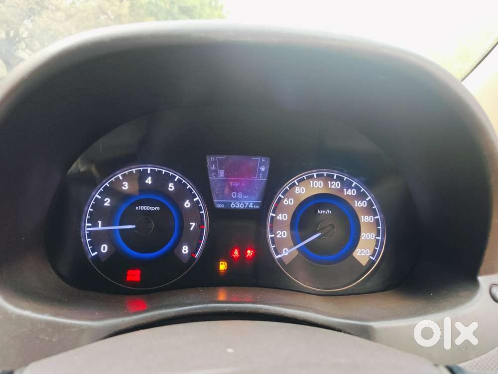 Hyundai Verna 1.6 Vtvt Sx, 2012, Petrol