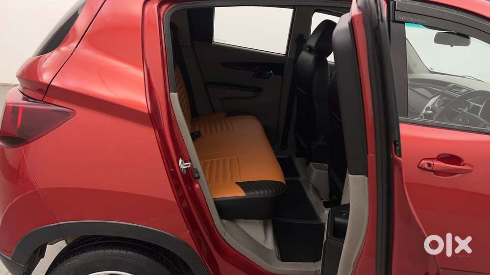 Mahindra Kuv 100 Mfalcon G80 K8 5str, 2016, Petrol