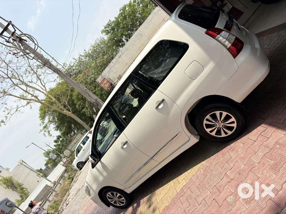 Toyota Innova 2.5 Vx 8 Str, 2015, Diesel