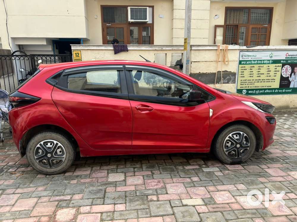 2020 Tata Altroz Petrol